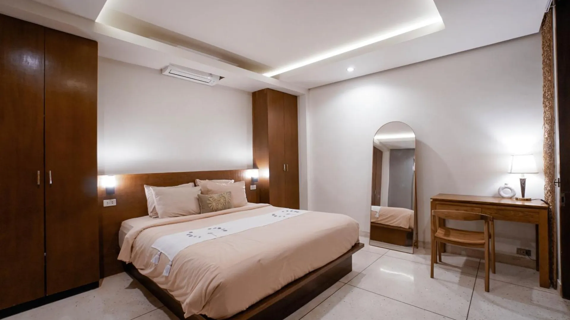 Villa Duadewi 3Br In The Heart Of Seminyak By Santi Management סמיניאק